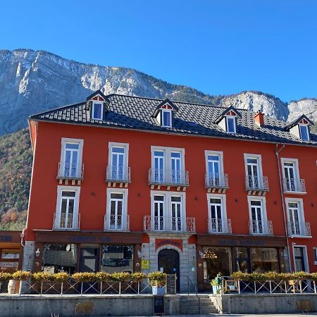 Hotel Oberland Le Bourg-dʼOisans Εξωτερικό φωτογραφία