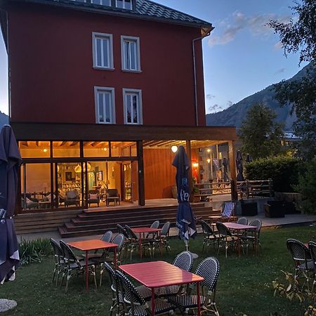Hotel Oberland Le Bourg-dʼOisans Εξωτερικό φωτογραφία