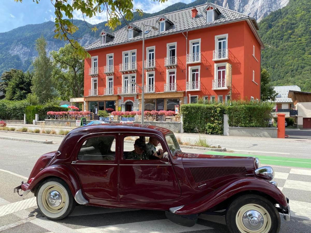 Hotel Oberland Le Bourg-dʼOisans Εξωτερικό φωτογραφία