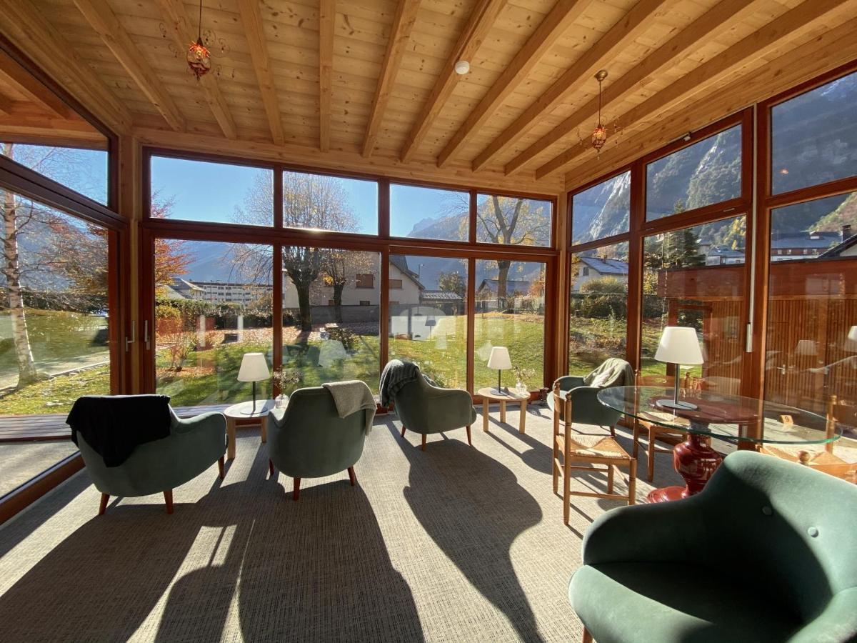 Hotel Oberland Le Bourg-dʼOisans Εξωτερικό φωτογραφία
