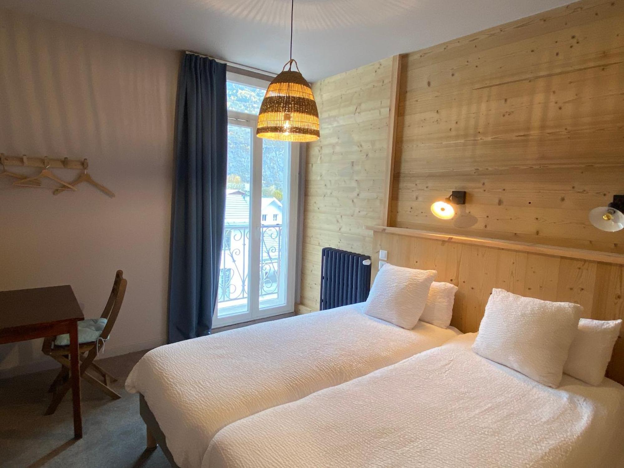 Hotel Oberland Le Bourg-dʼOisans Εξωτερικό φωτογραφία